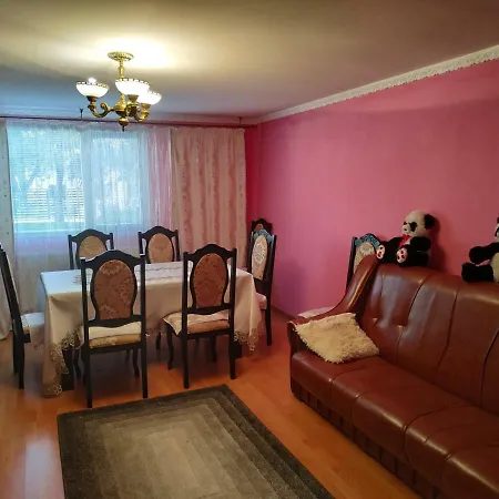 Habitación en casa particular Садиба 